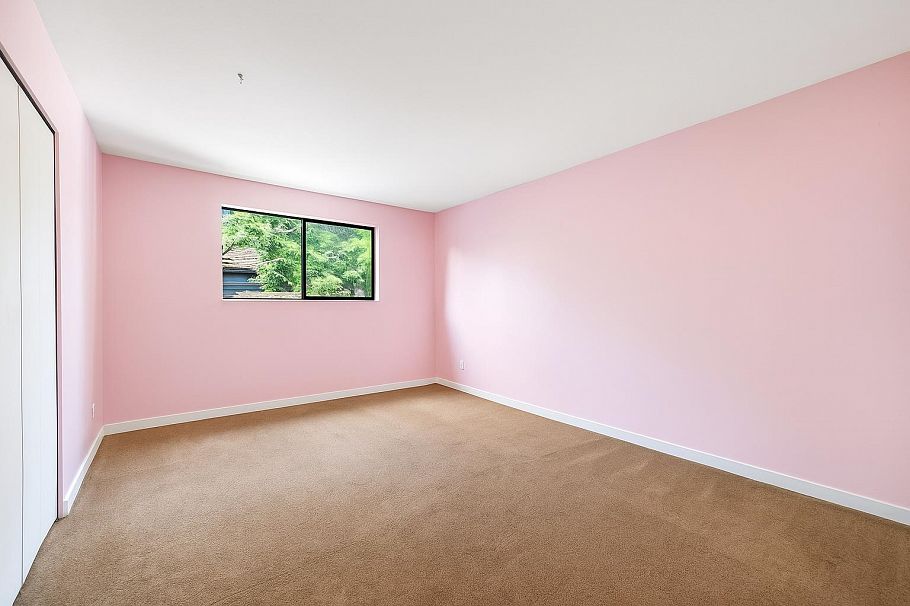 3003 NW Sunnyhurst Road North Vancouver, BC - 12