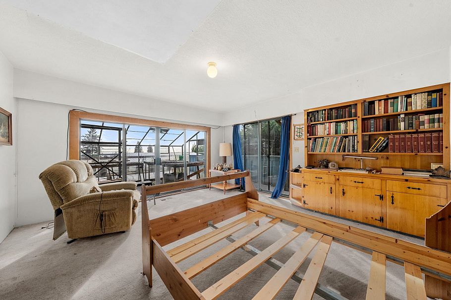 3041 St. Marys Avenue North Vancouver, BC - 19