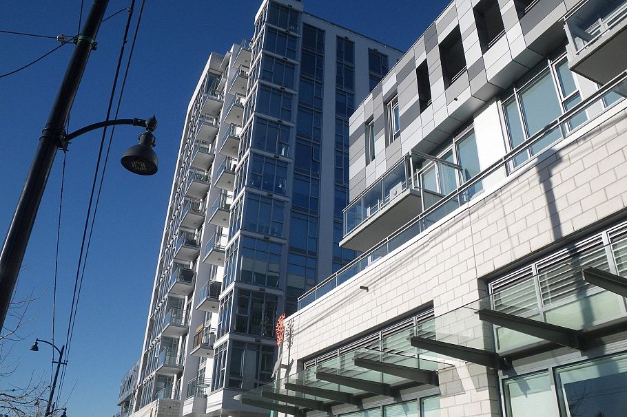 316 2435 Kingsway Vancouver, BC - 2