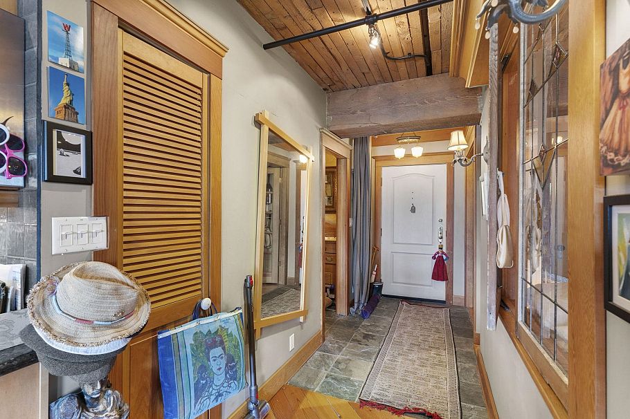 301 41 Alexander Street Vancouver, BC - 16