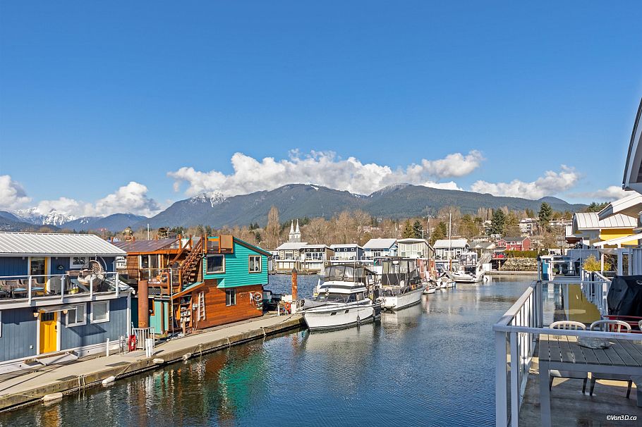 29 415 Esplanade Avenue North Vancouver, BC - 1