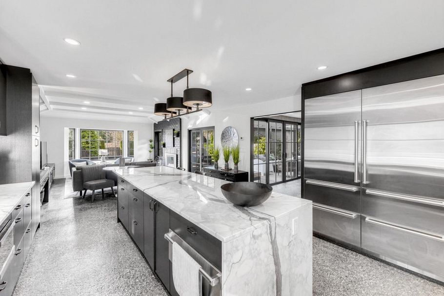 4178 Doncaster Way Vancouver, BC - 14