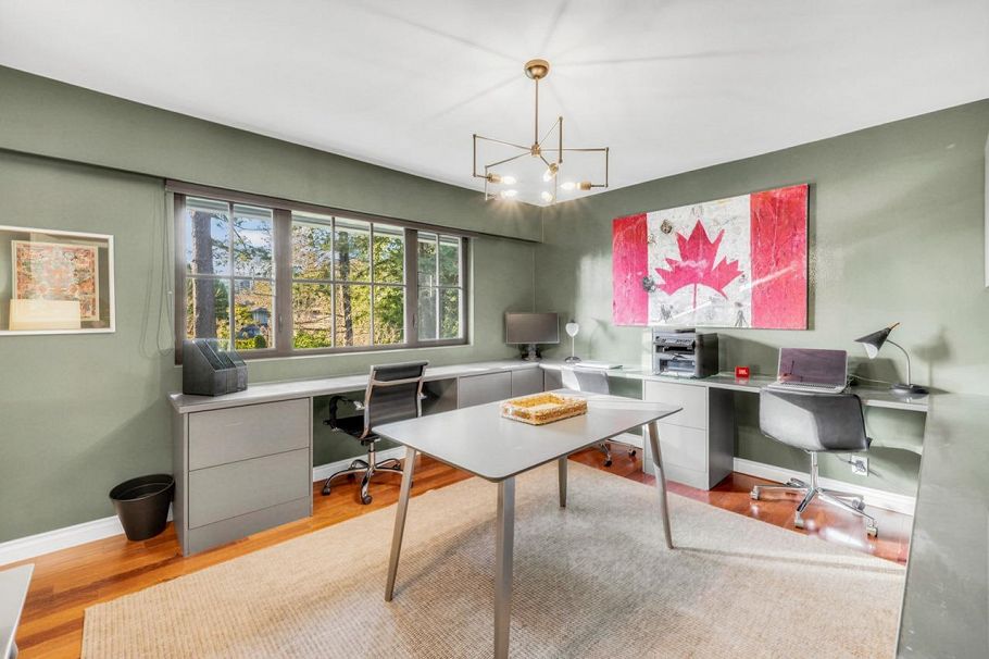 4178 Doncaster Way Vancouver, BC - 29