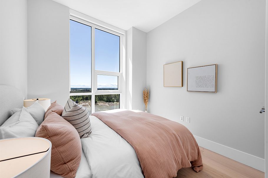 2206 3430 E Kent Avenue South Vancouver, BC - 9