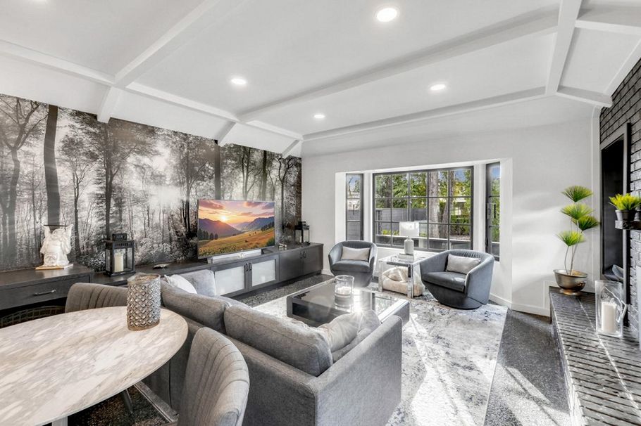 4178 Doncaster Way Vancouver, BC - 16