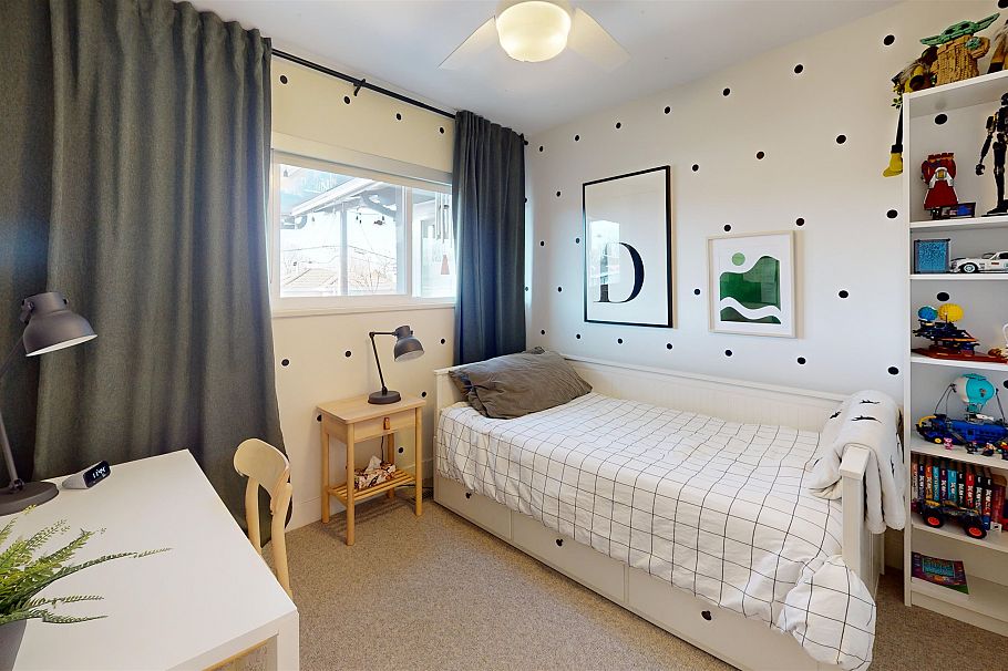 5043 St. Margarets Street Vancouver, BC - 13