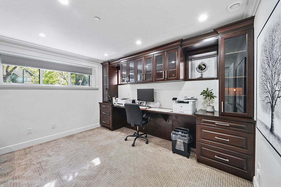 3339 W 27th Avenue Vancouver, BC - 32