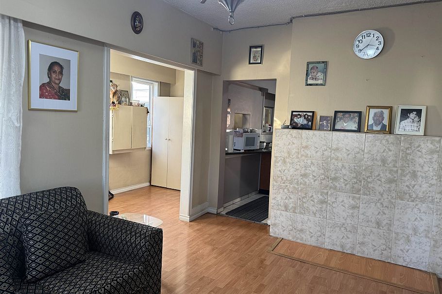 8125 St. George Street Vancouver, BC - 20