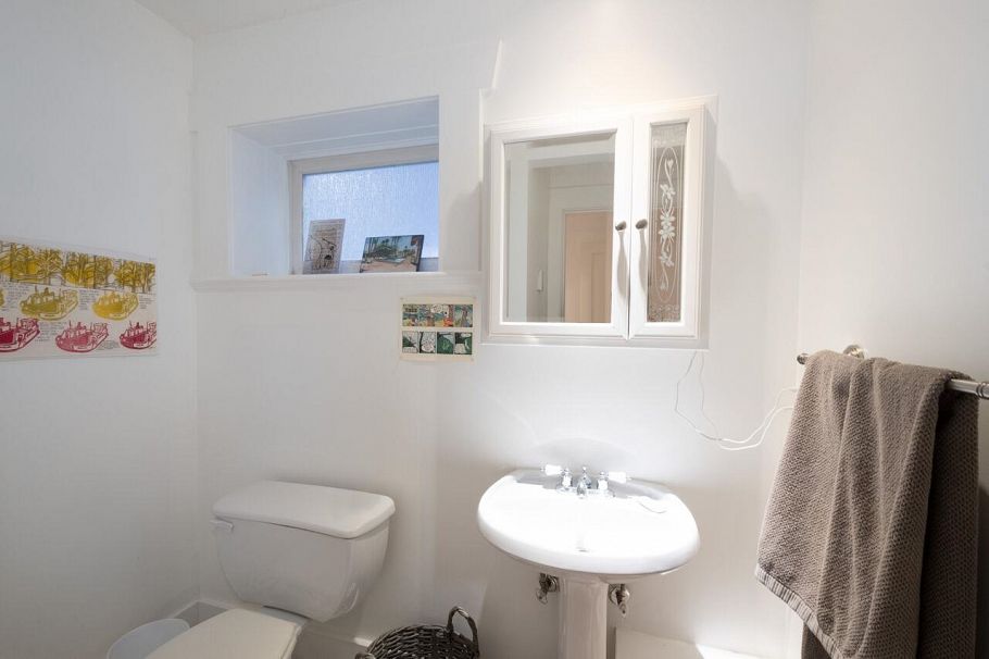 2912-14 W 3rd Avenue Vancouver, BC - 29