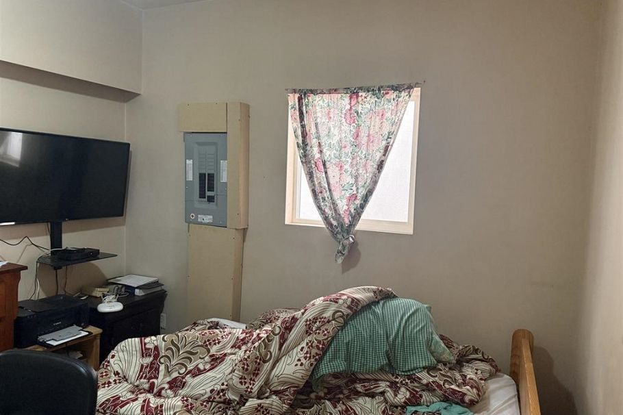 8125 St. George Street Vancouver, BC - 5