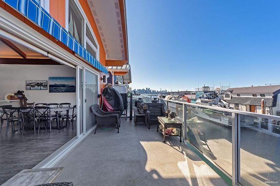 29 415 Esplanade Avenue North Vancouver, BC - 34