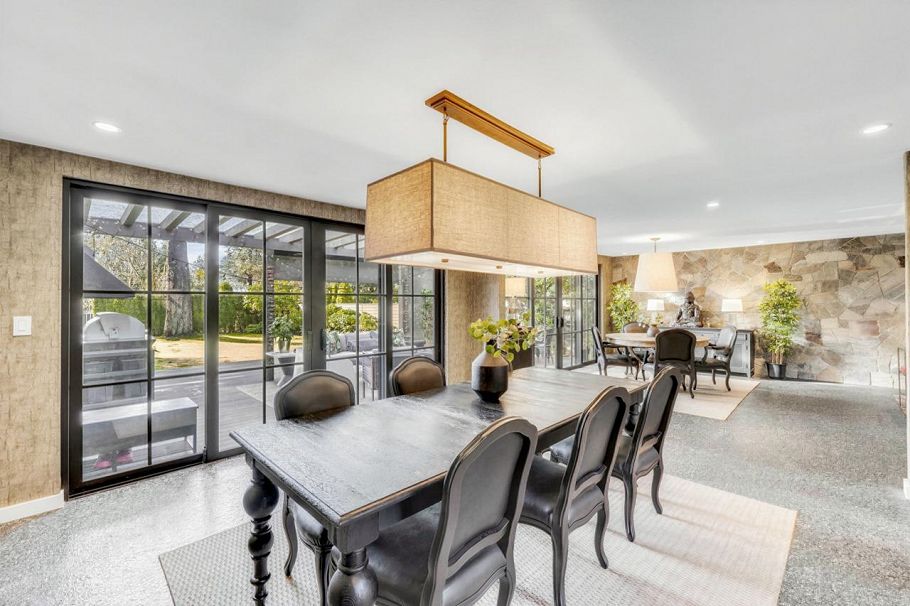 4178 Doncaster Way Vancouver, BC - 9