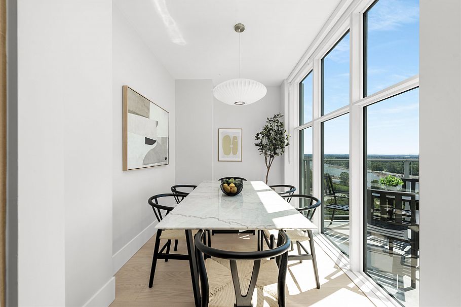 2206 3430 E Kent Avenue South Vancouver, BC - 4