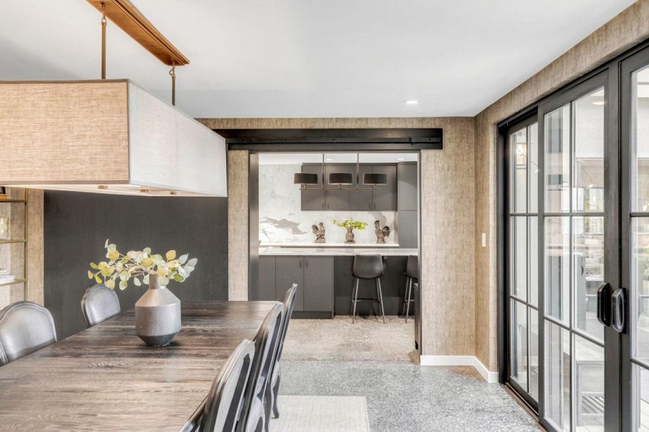 4178 Doncaster Way Vancouver, BC - 10