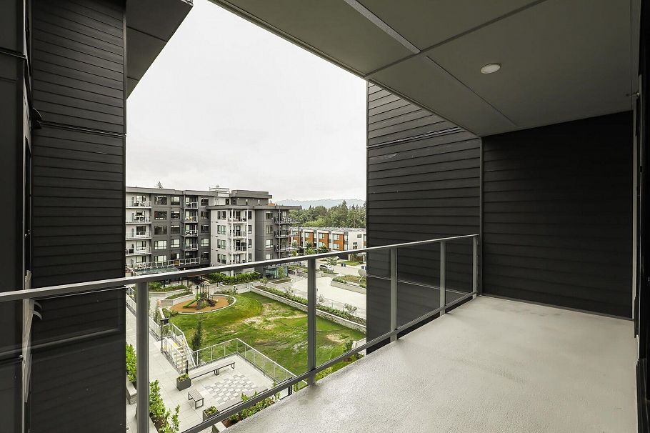 517 3594 Malsum Drive North Vancouver, BC - 27