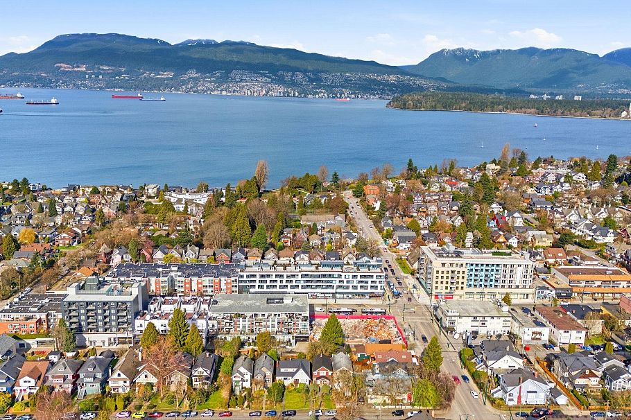 311 2803 W 4th Avenue Vancouver, BC - 30