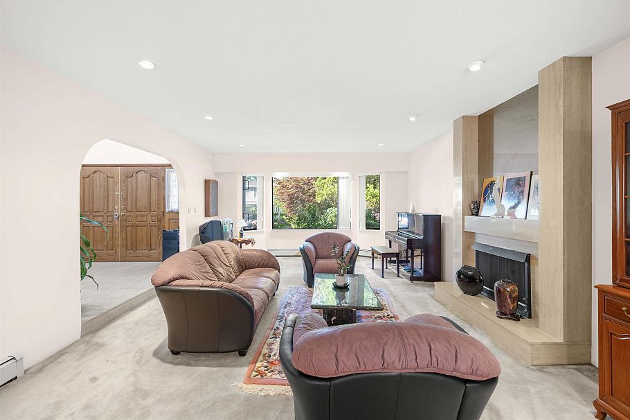 6668 Selkirk Street Vancouver, BC - 5