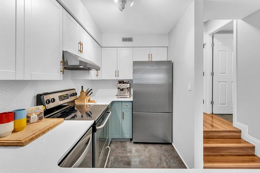 208 1516 E 1st Avenue Vancouver, BC - 8