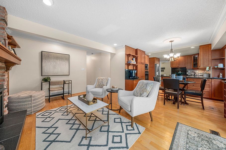 1168 Canyon Boulevard North Vancouver, BC - 20