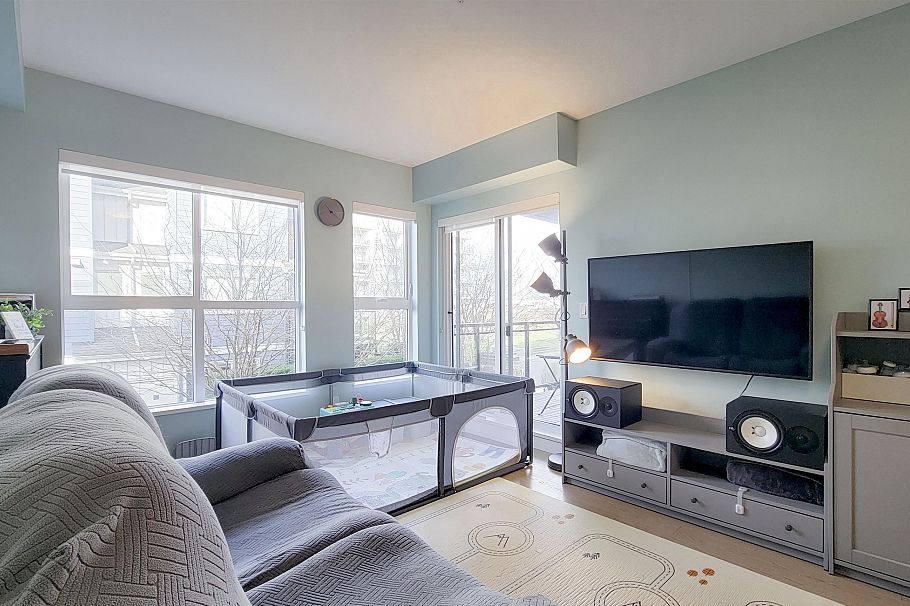 207 10177 River Drive Richmond, BC - 12