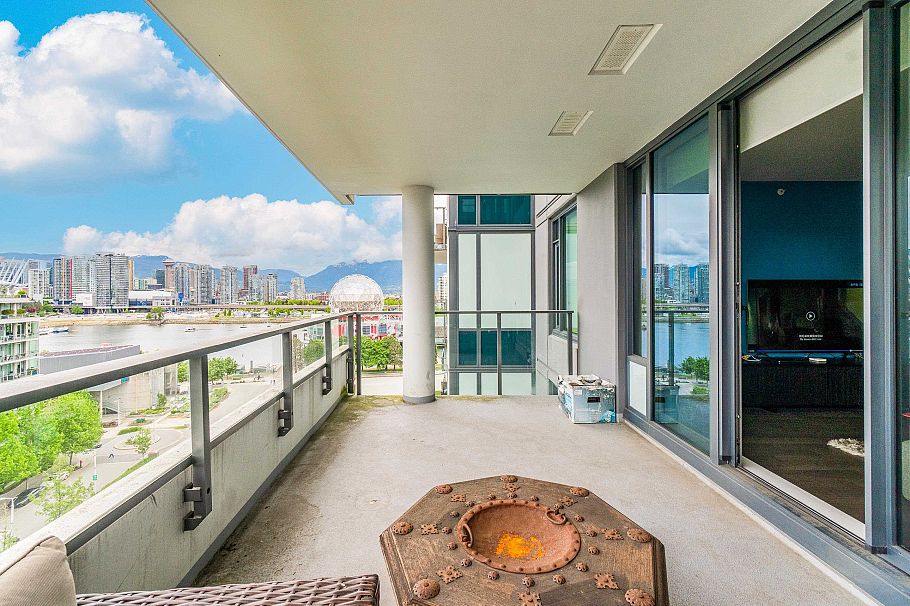 1106 1688 Pullman Porter Street Vancouver, BC - 15