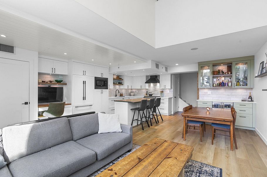 TH2 168 E Esplanade Avenue North Vancouver, BC - 6