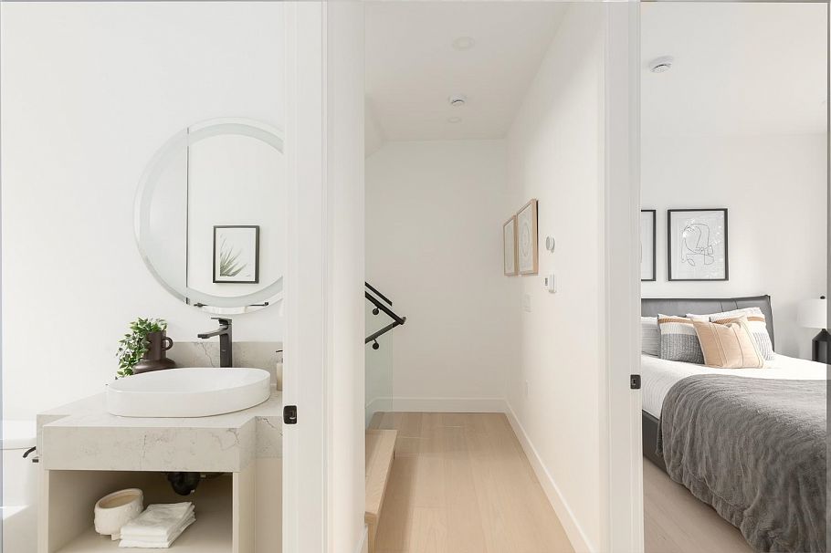 2 475 W 20th Avenue Vancouver, BC - 12