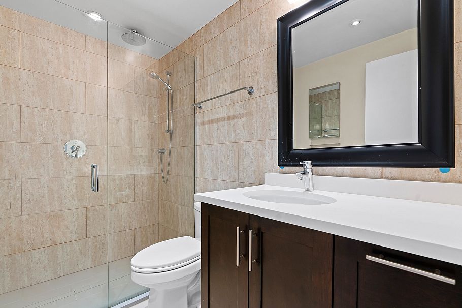 601 738 Broughton Street Vancouver, BC - 25