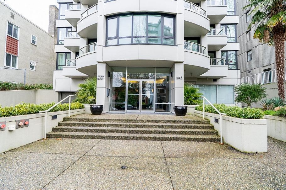 303 1345 Burnaby Street Vancouver, BC - 2