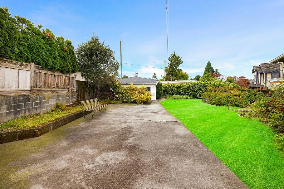 4275 Quesnel Drive Vancouver, BC - 4