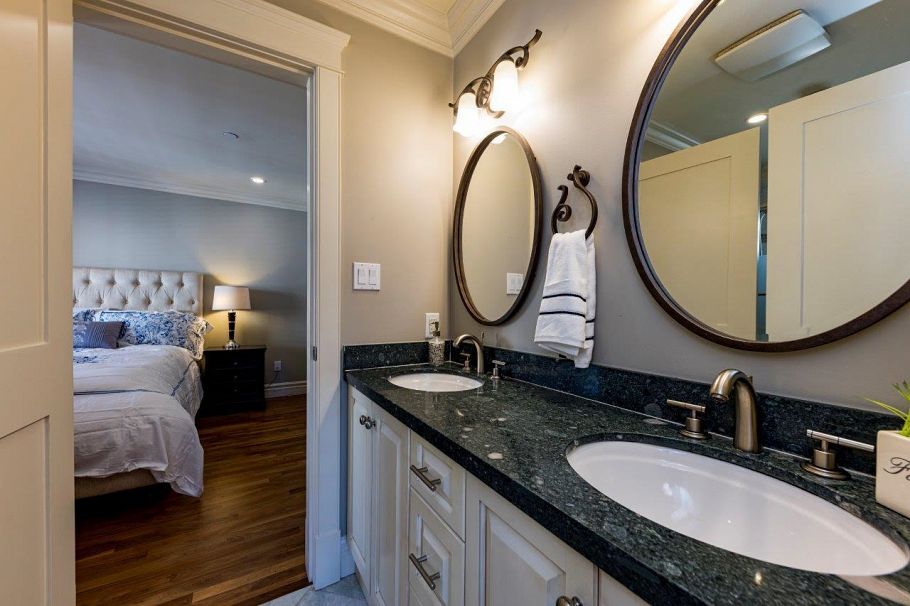 5990 Cartier Street Vancouver, BC - 25