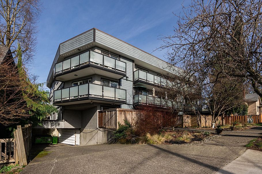 201 1429 William Street Vancouver, BC - 25