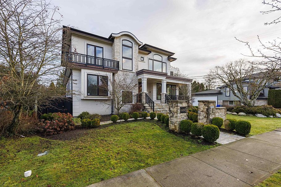 4482 Brakenridge Street Vancouver, BC - 2