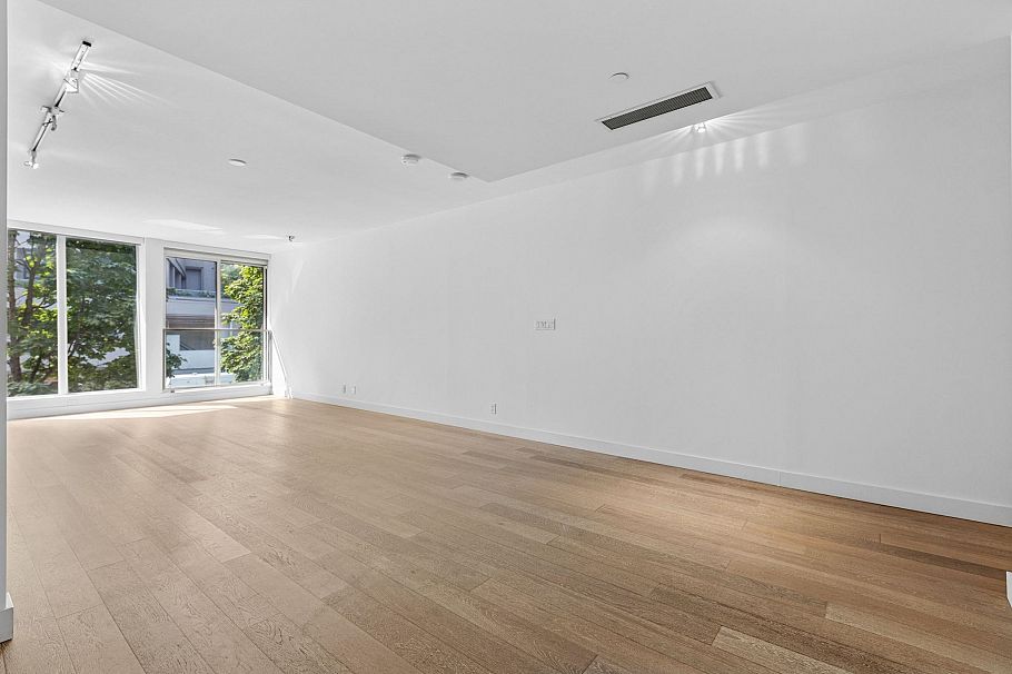 206 1477 W Pender Street Vancouver, BC - 9