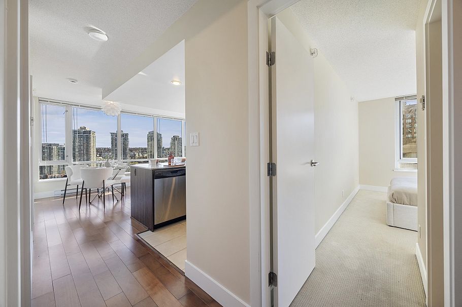 1801 1088 Richards Street Vancouver, BC - 12