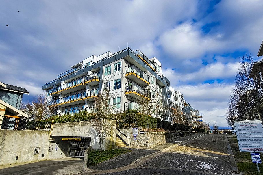 207 10177 River Drive Richmond, BC - 1
