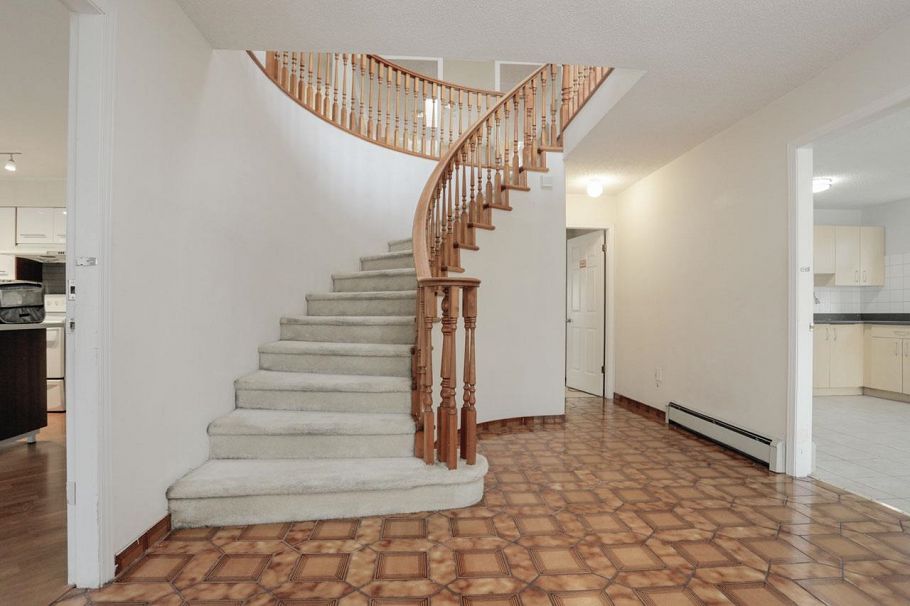 448 E 59th Avenue Vancouver, BC - 17