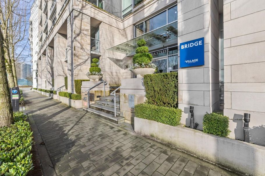 406 1616 Columbia Street Vancouver, BC - 34