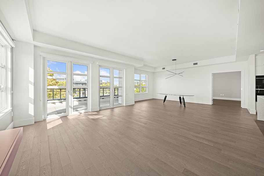 504 6168 East Boulevard Vancouver, BC - 2