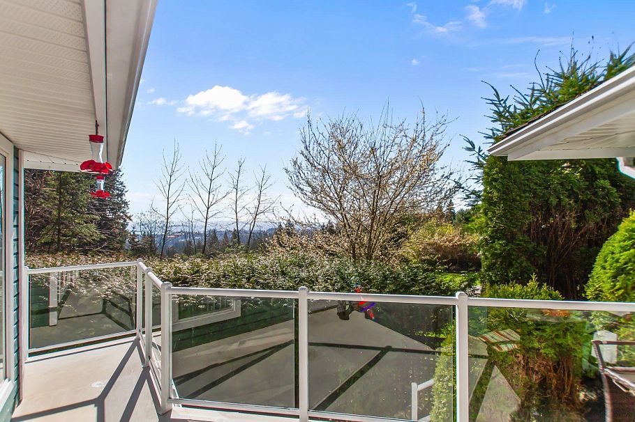 3866 Michener Way North Vancouver, BC - 28