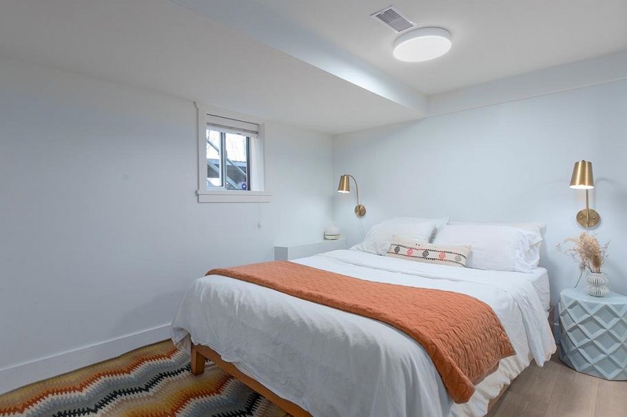 708 Woodland Drive Vancouver, BC - 14