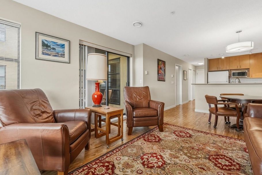 402 124 W 3rd Street North Vancouver, BC - 11