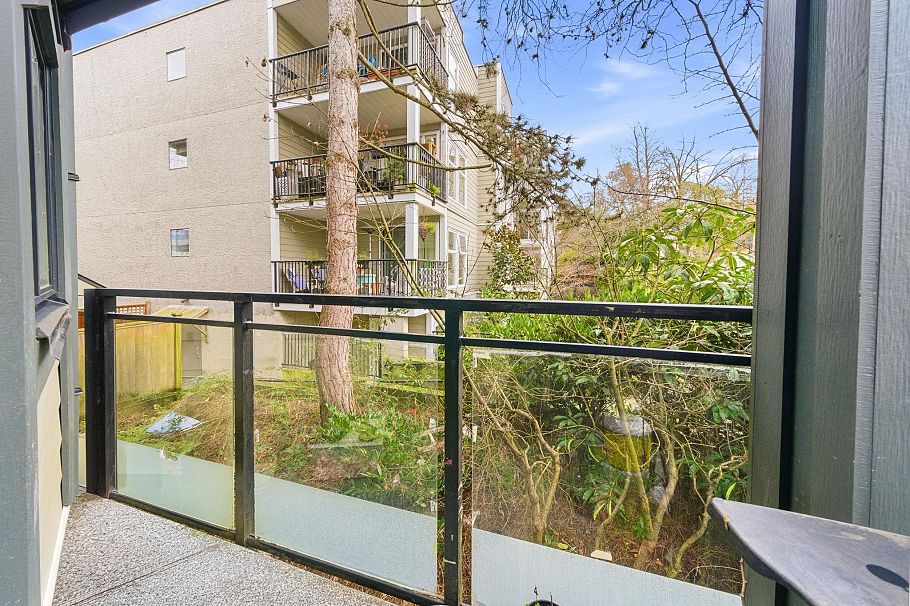 203 555 E 8th Avenue Vancouver, BC - 20