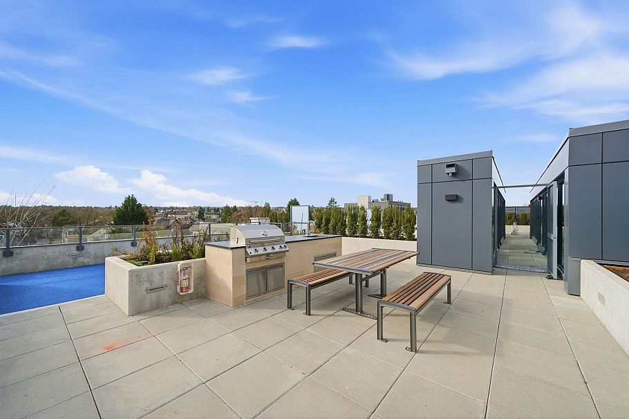 311 2803 W 4th Avenue Vancouver, BC - 25