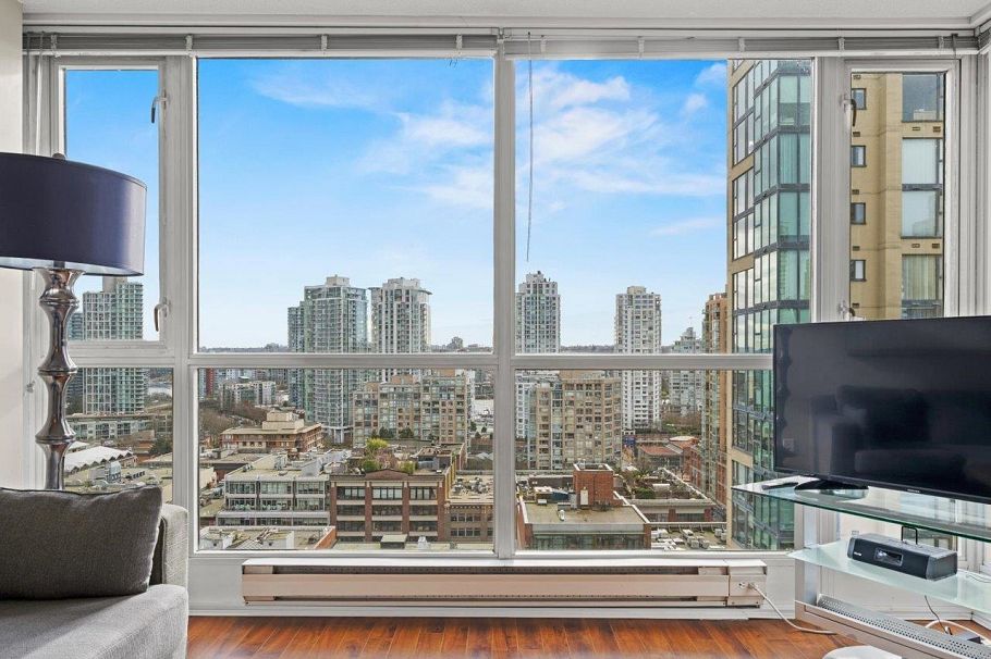 1607 1188 Richards Street Vancouver, BC - 1