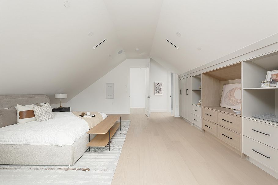 2 5969 Granville Street Vancouver, BC - 13