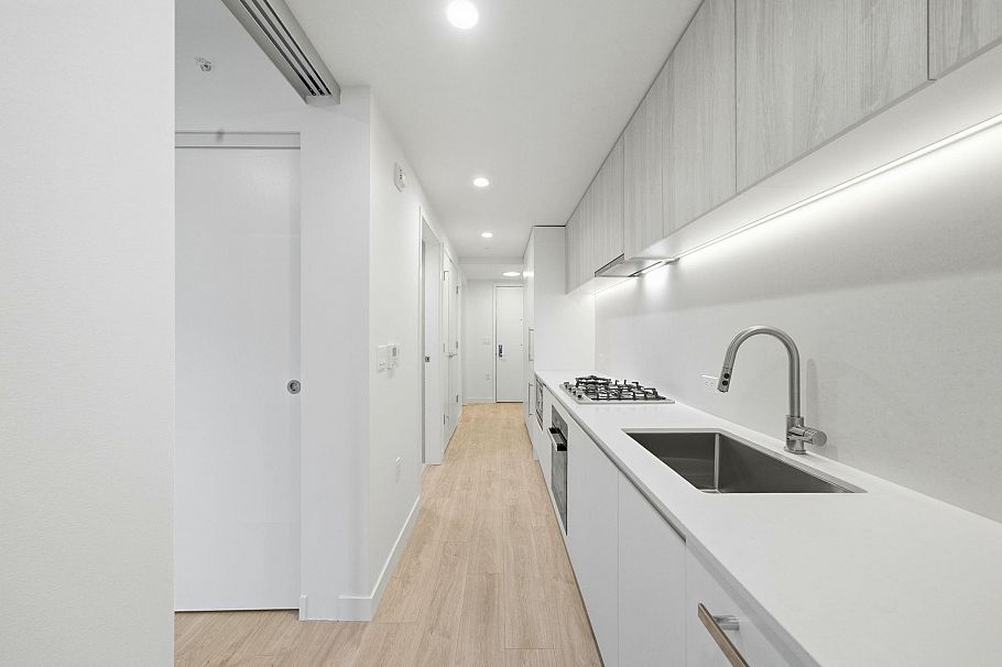 311 2803 W 4th Avenue Vancouver, BC - 10