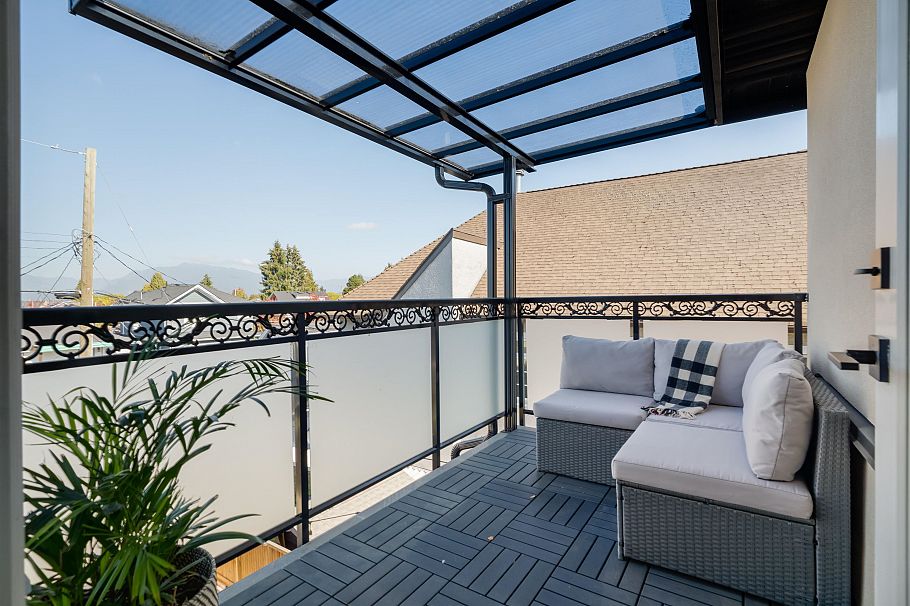 2783 E 27th Avenue Vancouver, BC - 20