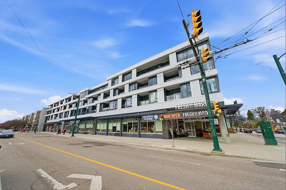 311 2803 W 4th Avenue Vancouver, BC - 26