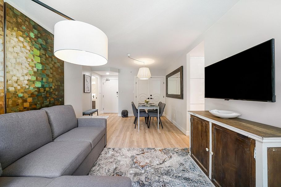 707 1166 Melville Street Vancouver, BC - 9